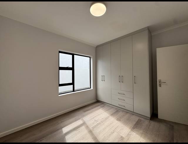 4 BEDROOM HOUSE FOR SALE IN SANDOWN